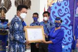 Pelestari kesenian Dongkoi Barut raih Anugerah Kebudayaan Indonesia