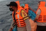 Kena ombak, kapal berpenumpang 15 orang tenggelam di perairan Pulau Kabat