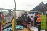Empat rumah di Rappokaling Makassar disapu angin kencang