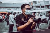 Kisah Bripka Andre polisi Bukittinggi yang bersenjatakan kamera