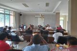 DPRD-wartawan Pasbar silaturrahmi dan sepakat tingkatkan kemitraan