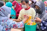 Yogyakarta menggelontorkan 6.000 liter minyak goreng saat operasi pasar