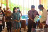 568 warga Kabupaten Kupang terima sertifikat tanah