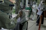 Kasus COVID-19 di Indonesia bertambah 7.010 orang