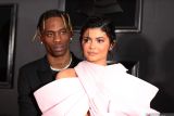 Kylie Jenner lahirkan bayi laki-laki