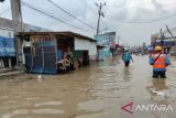 PLN terjunkan personel pulihkan listrik akibat banjir di Bekasi