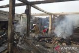 Seratusan kios di Pasar Gembong Tangerang hangus terbakar