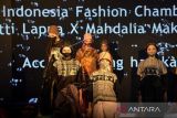 Busana Modifikasi Pakaian Tradisional Baju Bodo