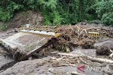 Banjir dan tanah longsor landa delapan desa di Kabupaten Sikka NTT