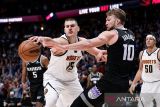 Nikola Jokic kemas triganda saat Nuggets sikat Kings