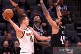 Nikola Jokic antar Nuggets bekuk Kings demi menangkan empat gim beruntun