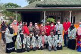KKN Mahasiswa STAI YASBA Kalianda hadirkan Bunda PAUD Lampung Selatan di rumah literasi
