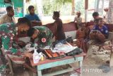 Satgas Pamtas Raksatama  beri pengobatan gratis di Kampung Kibay, Papua