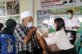 Pemkot Mataram memfasilitasi layanan vaksinasi penguat setelah tarawih