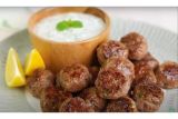 Resep membuat bola daging dengan saus Tzatziki