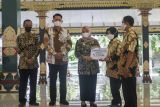 Bupati memberi penghargaan kontingen Sleman di Peparnas Papua 2021