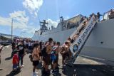 KRI Diponegoro-365 gelar openship saat sandar di Pelabuhan Bitung