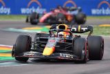 Verstappen menangi sprint race di  Imola, Leclerc perlebar jarak