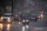 BMKG keluarkan peringatan hujan lebat di sejumlah wilayah di Indonesia