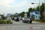 Volume kendaraan masuk Gerbang Tol Ngemplak H+3 Lebaran terus meningkat