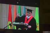 Wakapolri Komjen Gatot Eddy Pramono menyampaikan orasi kebangsaan dengan tema Peran Lulusan Perguruan Tinggi Dalam Membangun Bangsa di hadapan wisudawan di Gedung Auditorium Universitas Jember (Unej), Jawa Timur, Sabtu (14/5/2022). Selain menyampaikan orasi kebangsaan, Wakapolri juga menerima Surat Keputusan sebagai  dosen luar biasa Fakultas Hukum Unej di acara wisuda secara daring dan luring itu. Antara Jatim/Seno/Ds