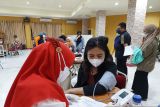 Anggota DPR bersama Kemenkes gelar vaksinasi booster di Makassar
