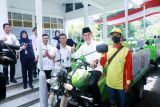 PT KAI berikan bantuan lima unit motor sampah untuk Kota Palembang
