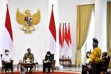 President Jokowi meets Papua People's Council representatives at Bogor Palace