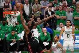 Bam Adebayo ambil kendali menangkan Heat atas Celtics di Gim 3