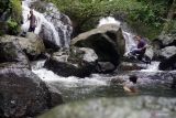 OBJEK WISATA AIR TERJUN KLALIGI DI PAPUA BARAT