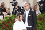 Kourtney Kardashian dan Travis Barker menikah di kastil abad pertengahan di Italia