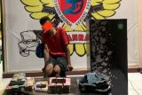 Bobol uang warung Brilink Rp305 juta, pencuri di Bima belanja kulkas mewah
