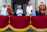 Pemerintahan Elizabeth II: Era keemasan atau bara terakhir masa lalu?