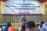 Wali Kota Kediri dalam sosialisasi Perwali Nomor 16 tahun 2022 tentang Tata Cara Pemungutan BPHTB di Kediri, Jawa Timur, Selasa (7/6/2022). Pemkot Kediri berharap adanya optimalisasi penerimaan Bea Perolehan Hak atas Tanah dan Bangunan (BPHTB), untuk pendanaan di pemerintah daerah. ANTARA Jatim/ HO-Asmaul/Kominfo Kota Kediri