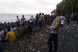 Asyik mandi, dua warga Wanasaba Lotim terseret arus Pantai Bangsal