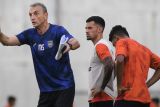 Piala Presiden 2022 - Pelatih Borneo FC akui dukungan suporter bangkitkan tim saat atasi Persija 2-1