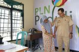 Kembangkan Usaha Kreatif, PLN Berikan Bantuan untuk Penjahit di Lombok Timur