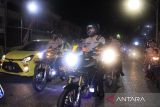 Kapolresta Banjarmasin berpatroli naik sepeda motor pada Lebaran Besar