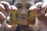 Emas Antam hari ini naik jadi Rp1,054 juta per gram