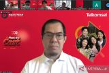 (tangkapan layar) General Manager DLS and Direct Sales Area Jawa Bali, Benny Hamdani memberikan pemaparan saat Press Conference Sekuel Film Kau dan Dia secara virtual di Surabaya, Kamis (14/7/2022). Telkomsel melalui platform video MAXstream kembali mempersembahkan tayangan hiburan dengan merilis ‘Kau dan Dia 2’. Film bergenre drama remaja tersebut  merupakan sekuel ‘Kau dan Dia’ yang sukses mendapatkan lebih dari 8 juta penonton sejak dirilis perdana pada September 2021 lalu. ANTARA Jatim/tangkapan layar/ZK