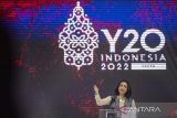 Co-Chair of Y20 Indonesia 2022 Rahayu Saraswati menyampaikan laporan akhir kegiatan saat penutupan KTT Y20 Indonesia 2022 di Bandung, Jawa Barat, Jumat (22/7/2022). Pertemuan KTT Y20 tersebut telah membahas empat isu prioritas yakni ketenagakerjaan pemuda, transformasi digital, planet yang berkelanjutan dan layak huni serta mengenai keberagaman dan inklusifitas. ANTARA FOTO/M Agung Rajasa/agr