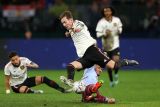 Erik Ten Hag kesal MU hilang fokus saat melawan Villa