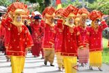 Arak-arakan jamba meriahkan Festival Pesona Danau Maninjau