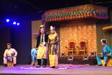 Pertunjukan teater tradisional Mendu di Provinsi Kalimantan Barat kembali hidup dan hadir menghibur  melalui 