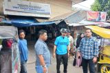 Dirut PD Pasar Makassar instruksikan tertibkan lapak di depan pasar
