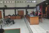 Hakim vonis dua mantan pegawai Bank SumselBabel 16 bulan penjara