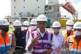 Presiden Joko Widodo meresmikan Terminal Kijang Pelabuhan Pontianak di Kabupaten Mempawah, Selasa (9/8/2022). Pelabuhan ini merupakan terbesar di Kalbar sebagai upaya percepatan konektivitas dan peningkatan daya saing (ANTARA/Dedi)