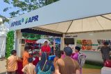 Antusias masyarakat melihat Program Pencegahan Karhutla PT RAPP di Festival Bagholek Godang