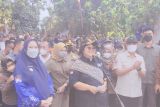 Menteri Siti Nurbaya disambut pantun dan songket Suku Talang Mamak