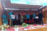 Semen Padang serahkan dana BMN Rp215 juta untuk Forum Nagari Koto Lalang